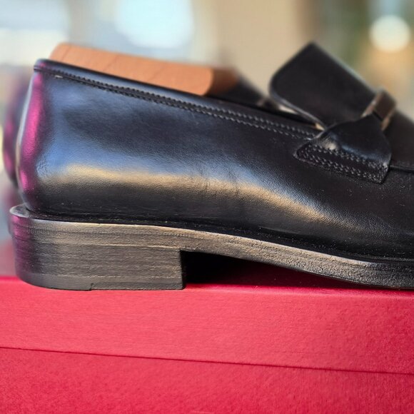 Salvatore Ferragamo Shoes With Black U.S. 6.5 EE Excellent Condition main image 7